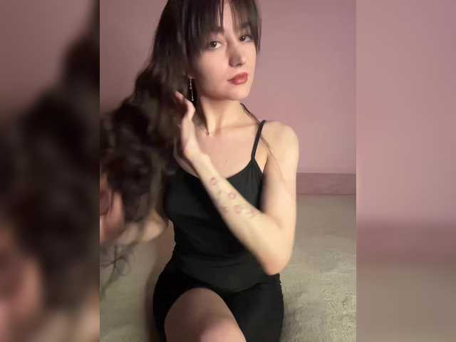 Asya-'s BongaCams show and profile