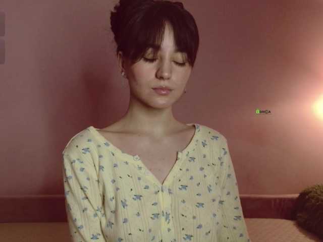 Asya-'s BongaCams show and profile