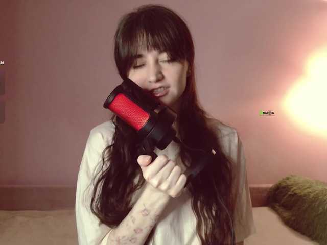 Asya-'s BongaCams show and profile