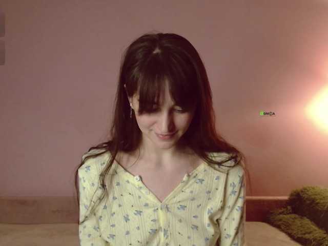 Asya-'s BongaCams show and profile