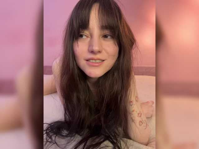 Asya-'s BongaCams show and profile