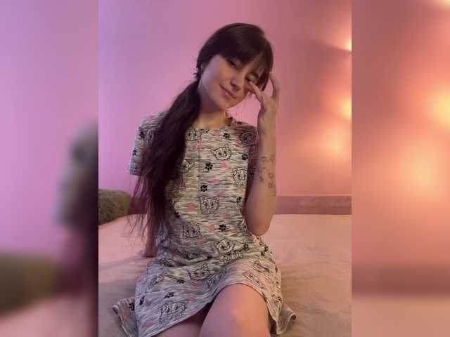 Asya-'s BongaCams show and profile