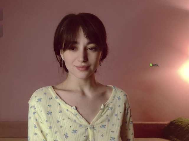 Asya-'s BongaCams show and profile