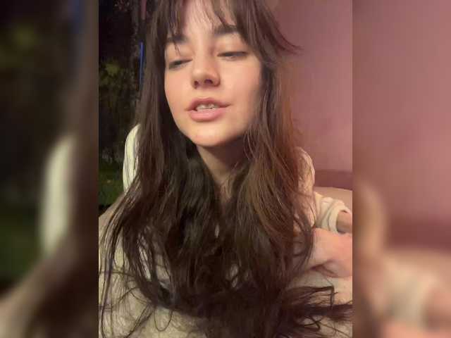 Asya-'s BongaCams show and profile