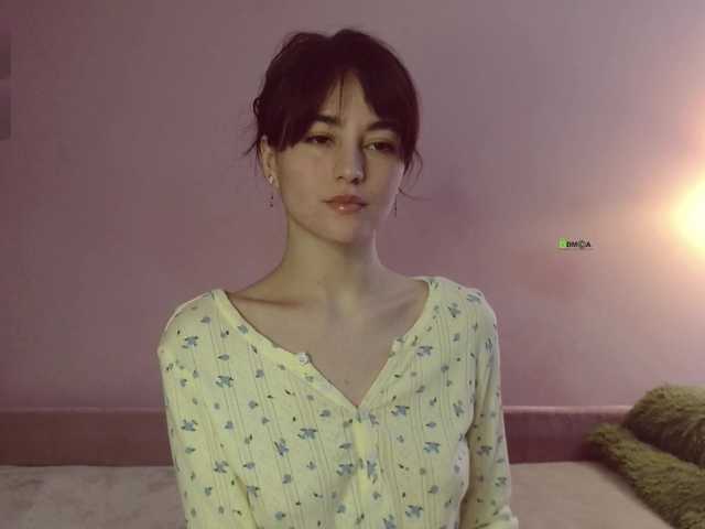 Asya-'s BongaCams show and profile