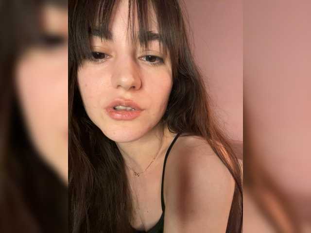 Asya-'s BongaCams show and profile