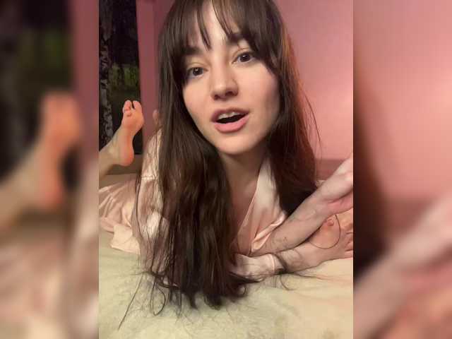 Asya-'s BongaCams show and profile