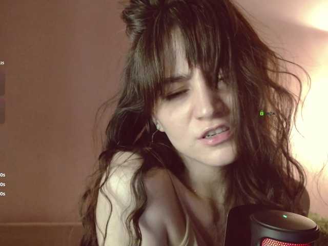 Asya-'s BongaCams show and profile