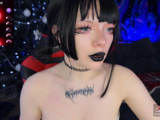 ChilllOut's BongaCams show and profile