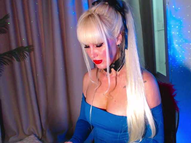 Marta80a's BongaCams show and profile