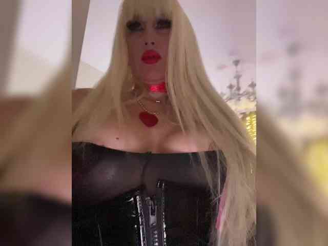 Marta80a Live Webcam on BongaCams