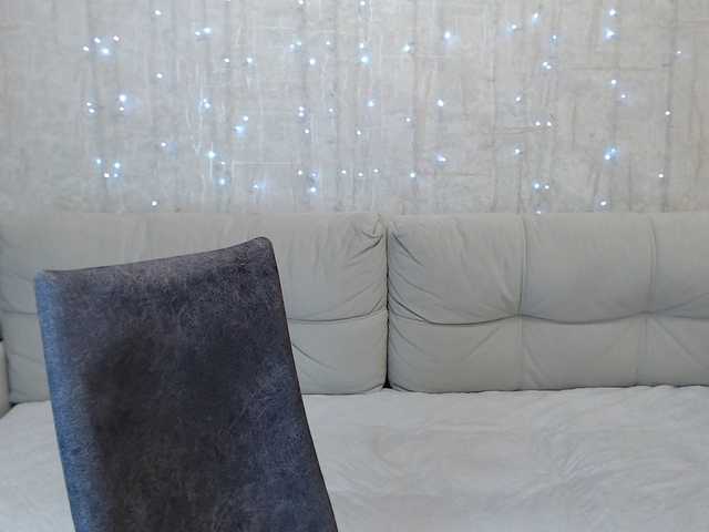 AngelinaCute's BongaCams show and profile