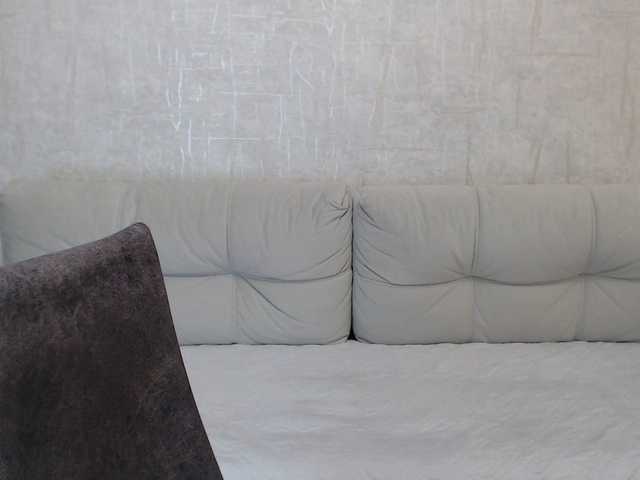 AngelinaCute's BongaCams show and profile