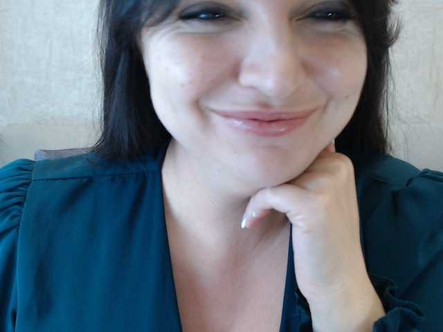 AngelinaCute's BongaCams show and profile