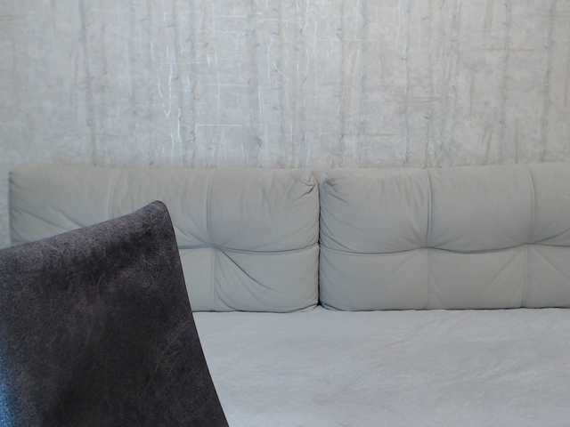 AngelinaCute's BongaCams show and profile