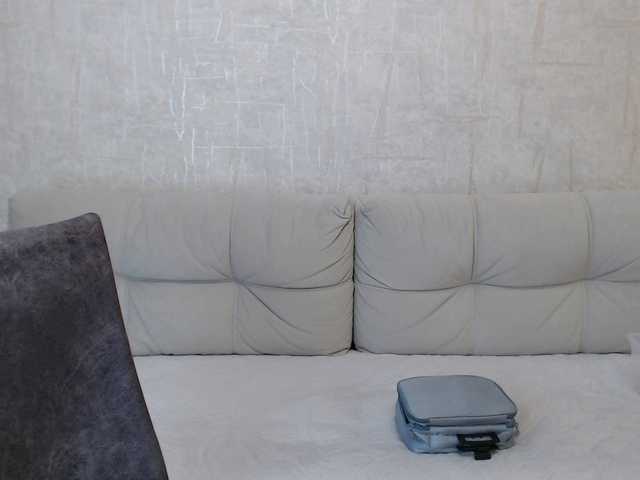 AngelinaCute's BongaCams show and profile