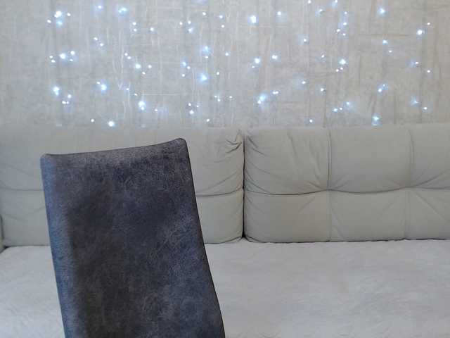 AngelinaCute's BongaCams show and profile