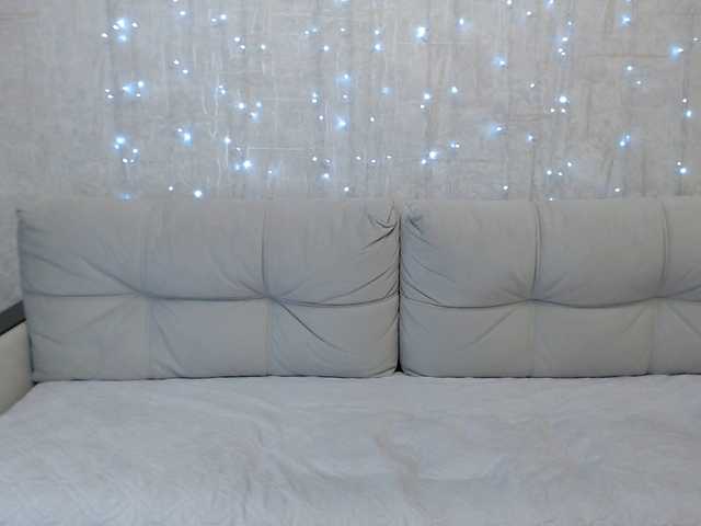 AngelinaCute's BongaCams show and profile