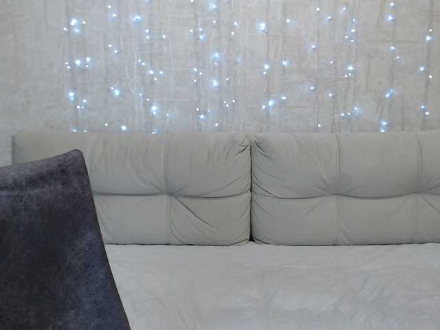 AngelinaCute's BongaCams show and profile