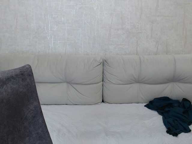 AngelinaCute's BongaCams show and profile