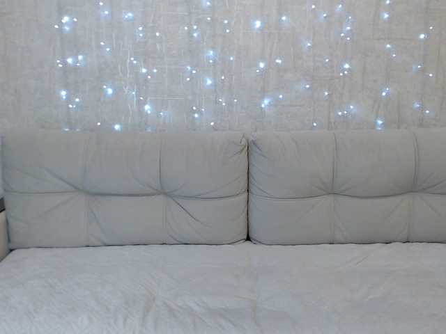 AngelinaCute's BongaCams show and profile