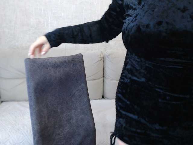 AngelinaCute's BongaCams show and profile