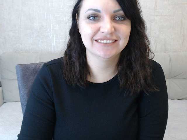 AngelinaCute's BongaCams show and profile