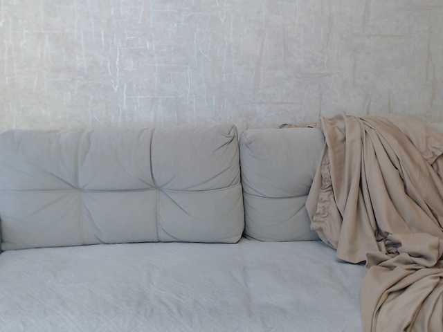 AngelinaCute's BongaCams show and profile