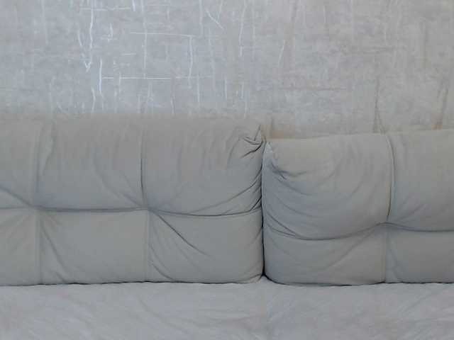 AngelinaCute's BongaCams show and profile