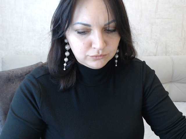 AngelinaCute's BongaCams show and profile