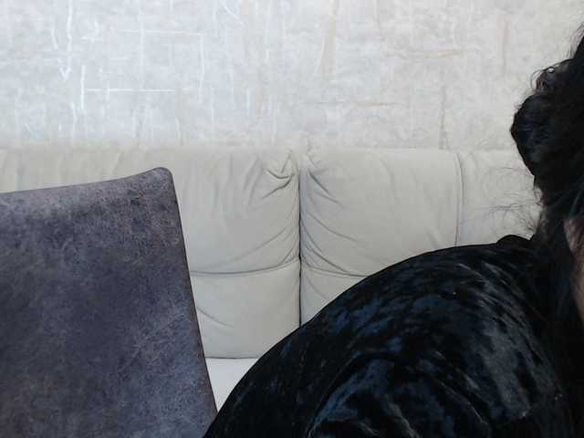 AngelinaCute's BongaCams show and profile