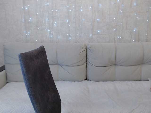 AngelinaCute's BongaCams show and profile