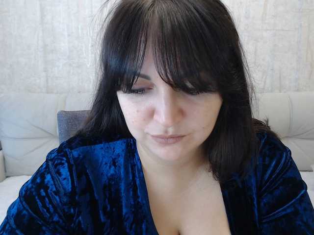 AngelinaCute's BongaCams show and profile