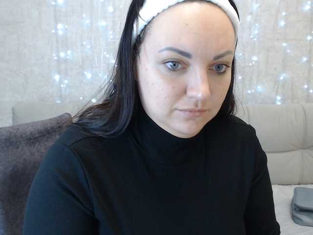 AngelinaCute's BongaCams show and profile
