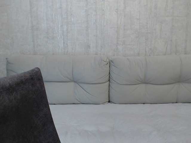 AngelinaCute's BongaCams show and profile