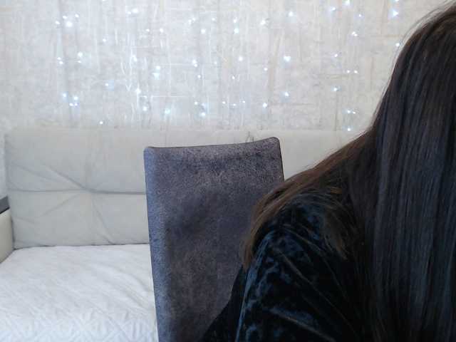 вебкам AngelinaCute