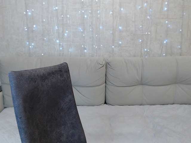 AngelinaCute's BongaCams show and profile