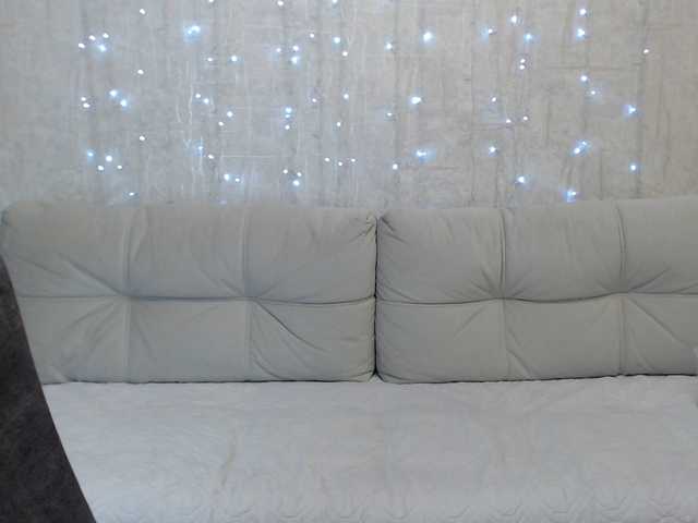 AngelinaCute's BongaCams show and profile