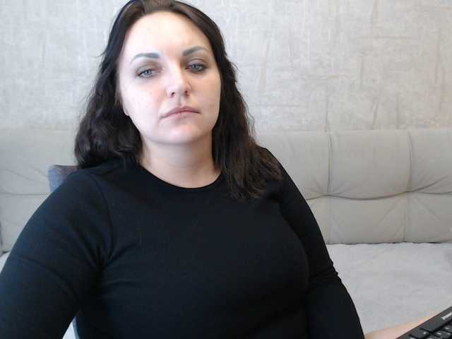 AngelinaCute's BongaCams show and profile