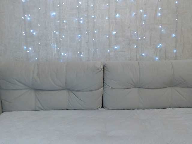 AngelinaCute's BongaCams show and profile