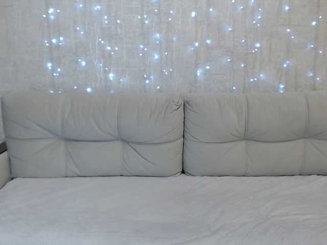 AngelinaCute's BongaCams show and profile