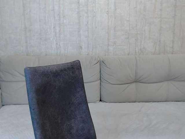 AngelinaCute's BongaCams show and profile