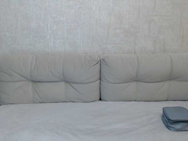 AngelinaCute's BongaCams show and profile