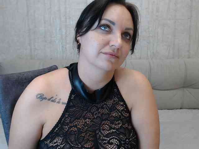 JenniferTheChic webcam