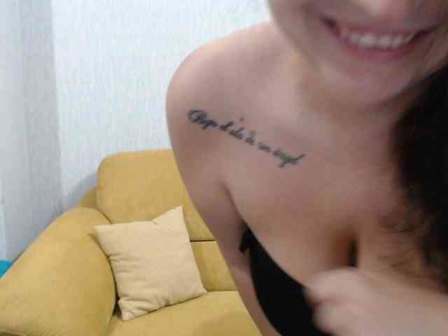 JenniferTheChic webcam