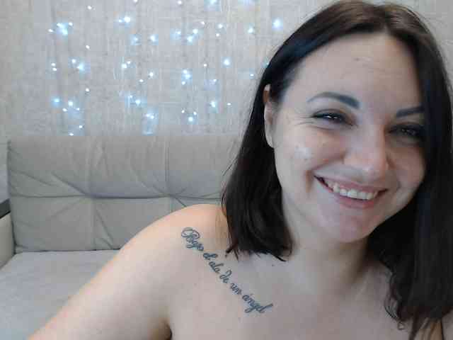 JenniferTheChic webcam