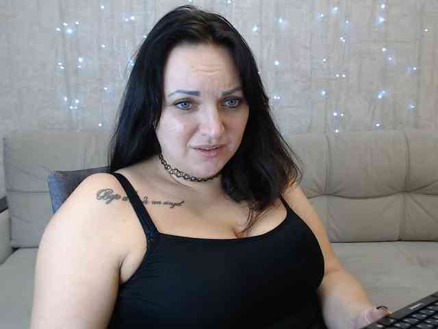 JenniferTheChic webcam