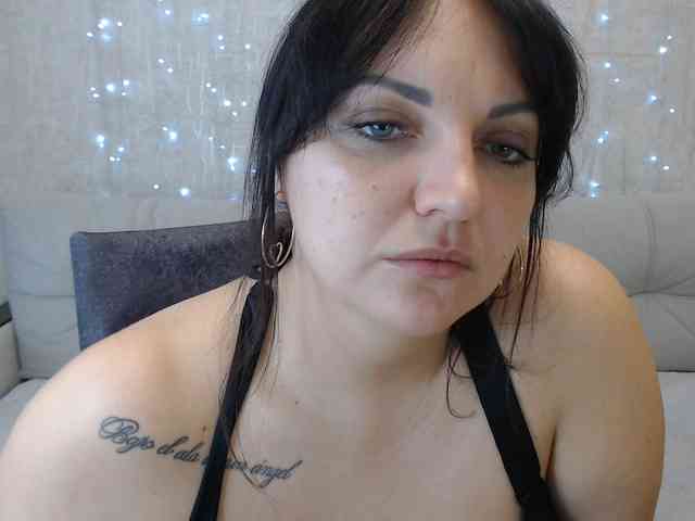 JenniferTheChic webcam