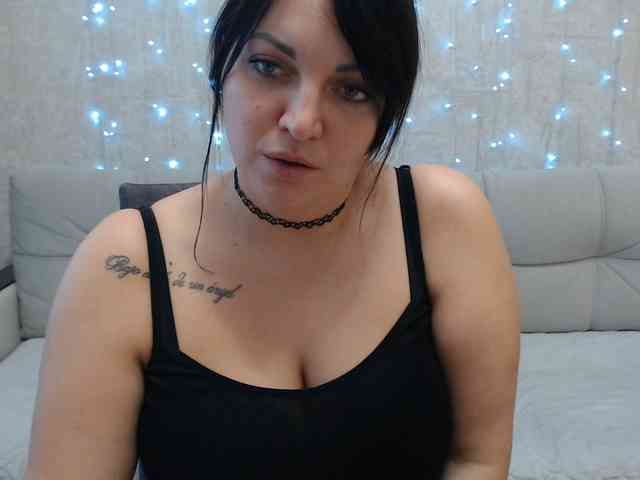 JenniferTheChic webcam