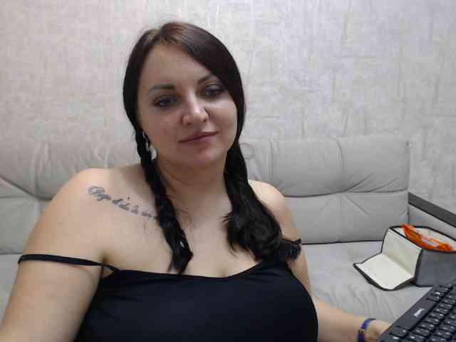 JenniferTheChic webcam